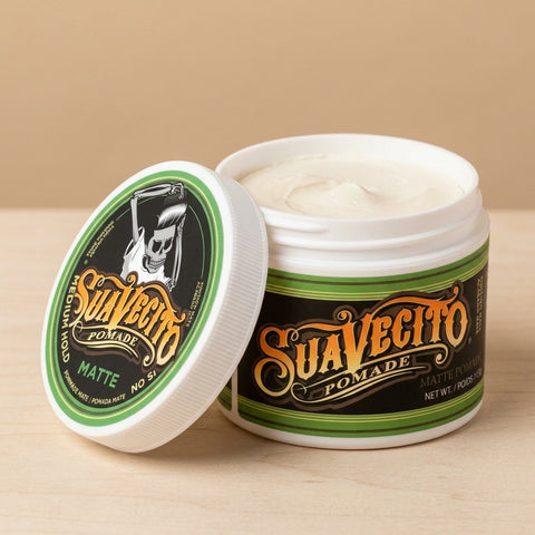 Suavecito Matte Pomade - open potje met inhoud