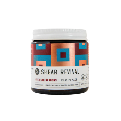 Shear Revival American Gardens Clay Pomade, vasetto con coperchio bianco, vista frontale