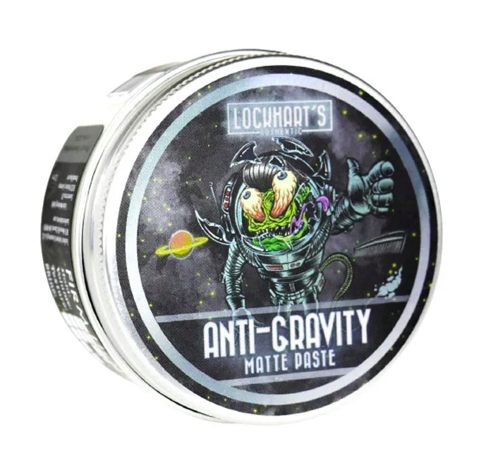 Lockhart's Anti Gravity Matte Paste - blik met ruimtemonster-illustratie, schuin aanzicht