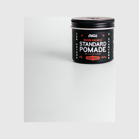 O'Douds Standard Pomade - vista frontale del barattolo chiuso con etichetta nera