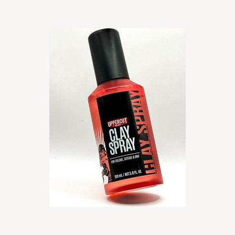 Uppercut Clay Spray - vooraanzicht rode flacon 150ml met zwarte dop en etiket